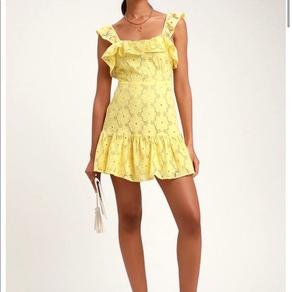 Lulus Ruffled Lace Dress - Picture 5 of 6